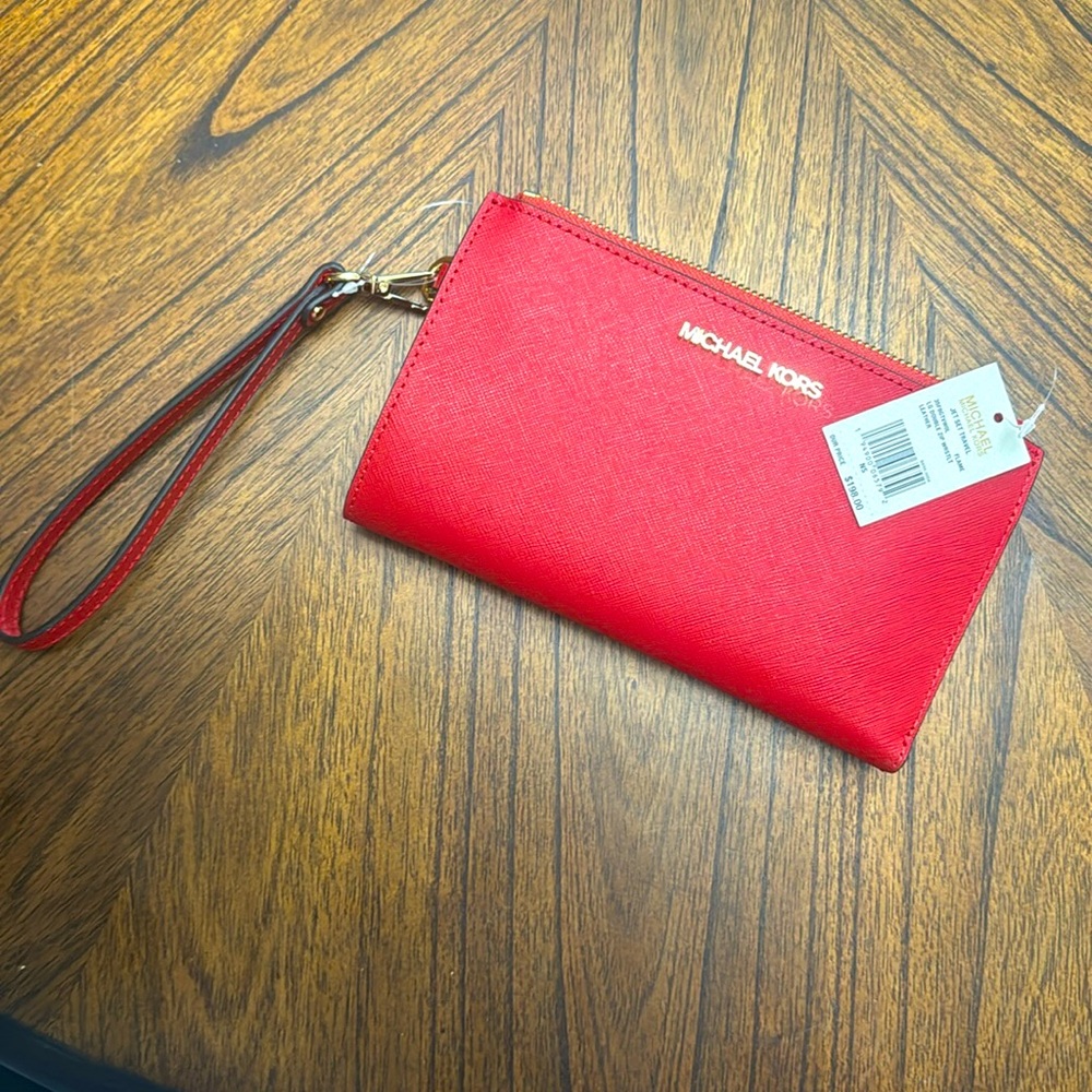 Michael Kors wristlet